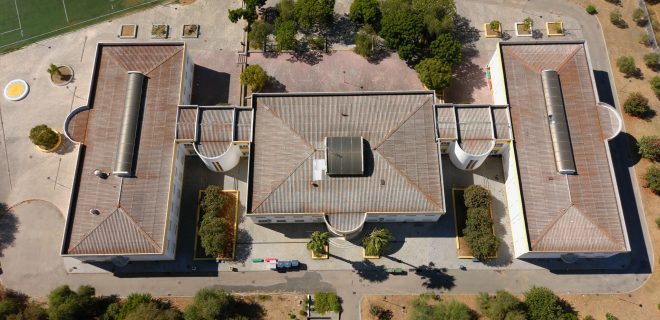 (Português) Intervenção na cobertura da Escola José Gomes Ferreira