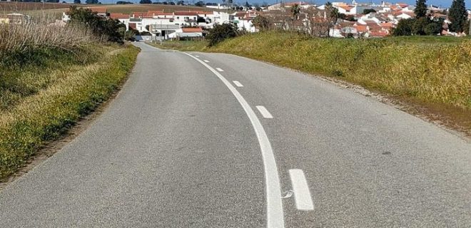 (Português) Marcação de estradas e caminhos municipais